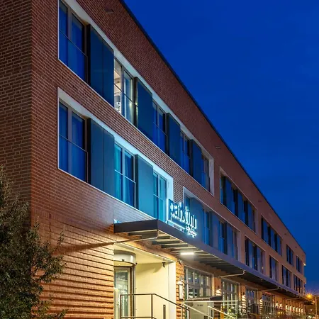 Park By Radisson