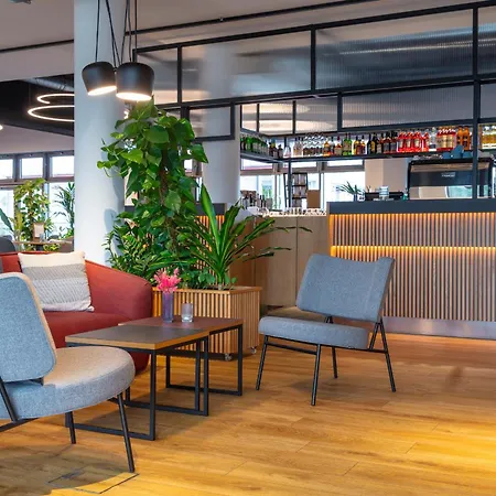 Ξενοδοχείο Park By Radisson 4*
