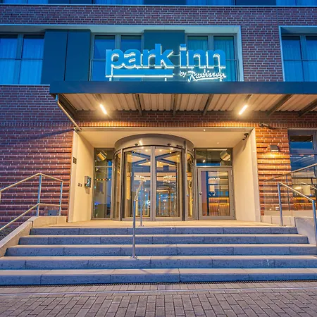 Отель Park By Radisson 4*