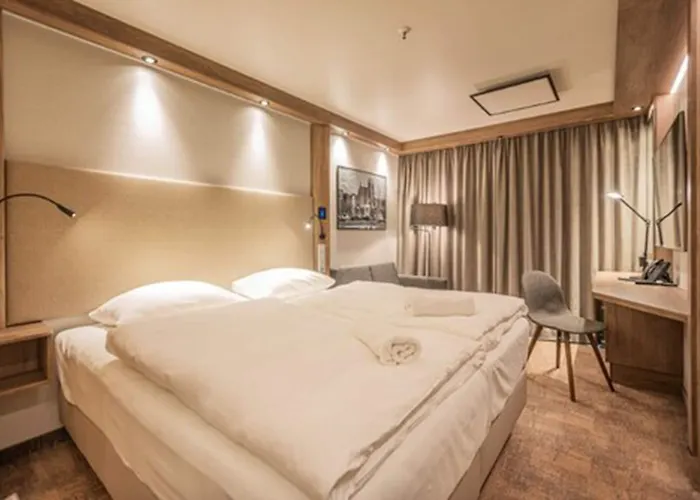 Park By Radisson Otel 4*